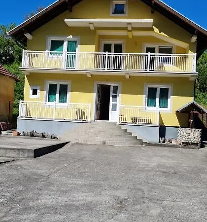 Apartment Villa Mila